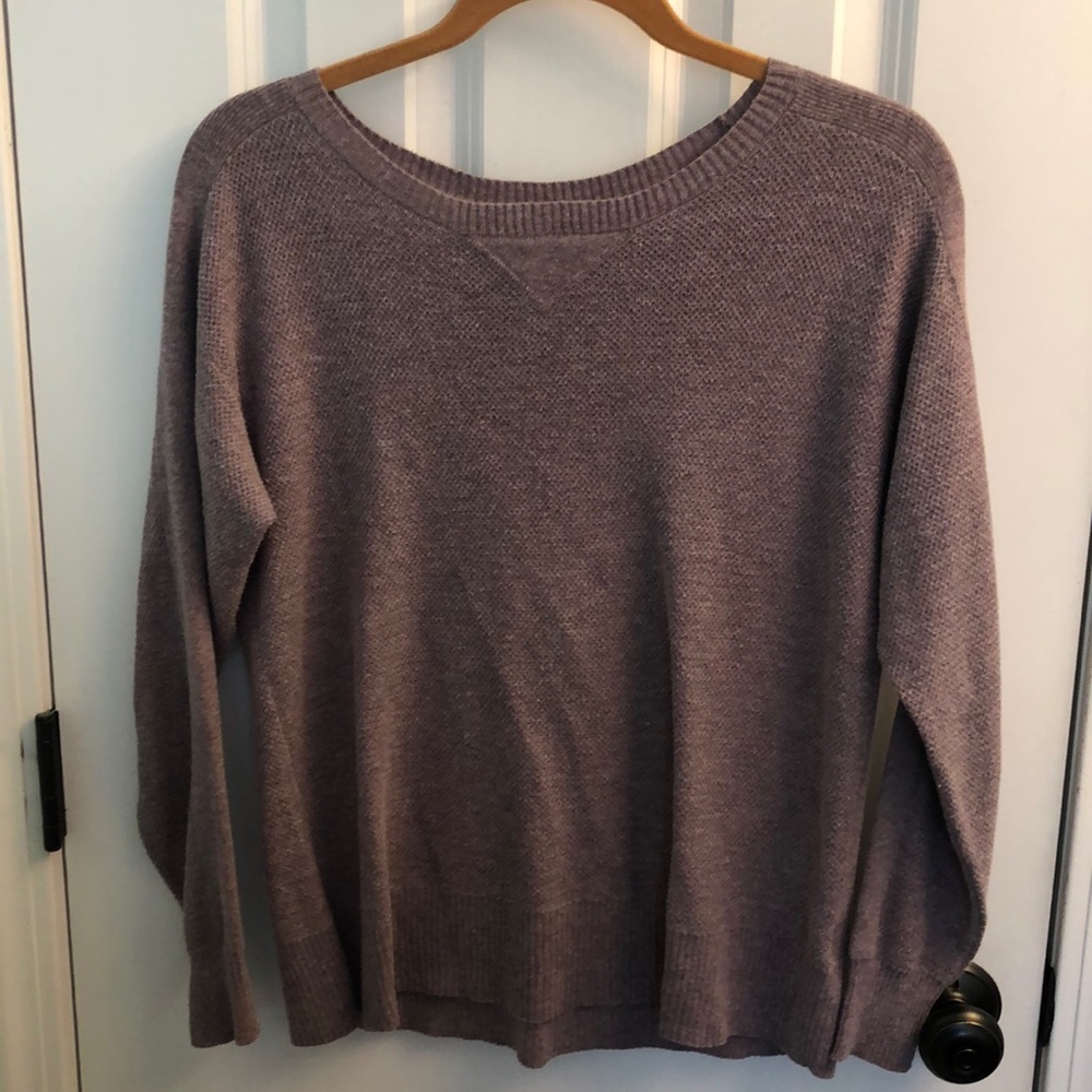 American Eagle sweater